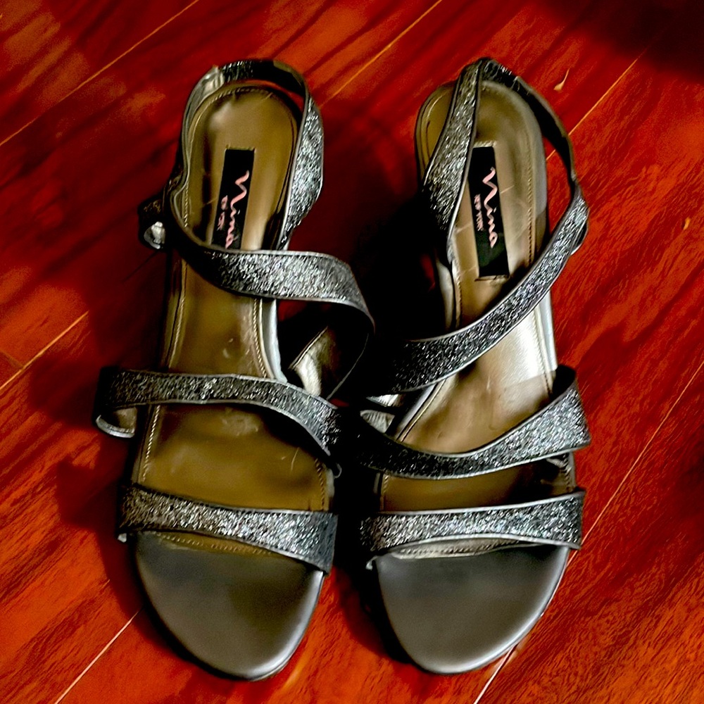 Silver evening shoe size 10 by Nina